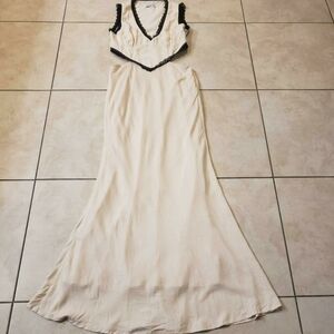 Princess Polly KEILA LACE TRIM MAXI DRESS CREAM / BLACK used size 8 length 60in